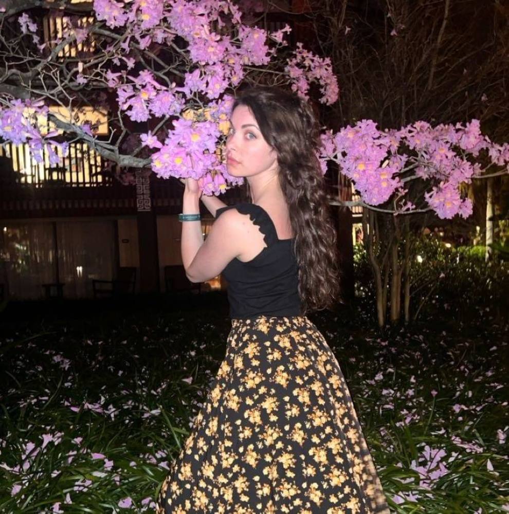 Meet your Posher, Sabrina